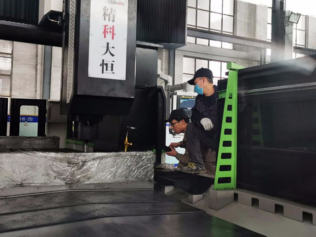 數(shù)控龍門銑床加工范圍有哪些？可以適用什么行業(yè)